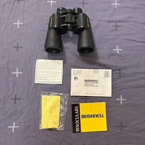 Bushnell Binoculars AG 13-1250 PK 12*50 272FT Wide Angle Binoculars + Case